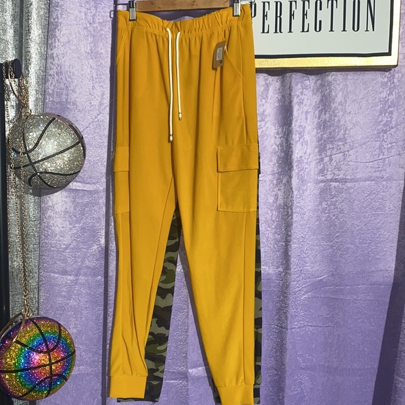 Stylish Yellow Pant/Leggings - Picture 5 of 11